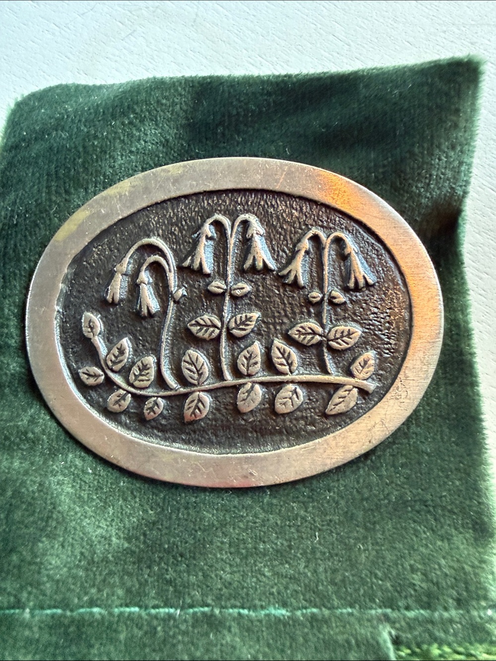 Vintage signed pewter Floral Oval brooch